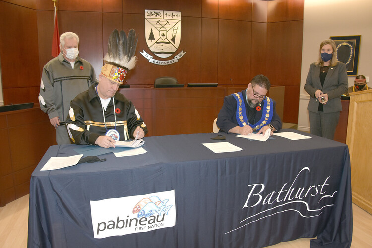 Bathurst and Pabineau First Nation strengthen relationship with protocol agreement